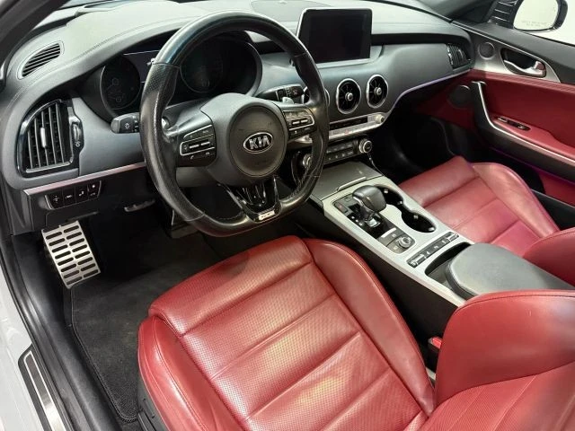 2018 Kia Stinger GT - Image 10 of 12