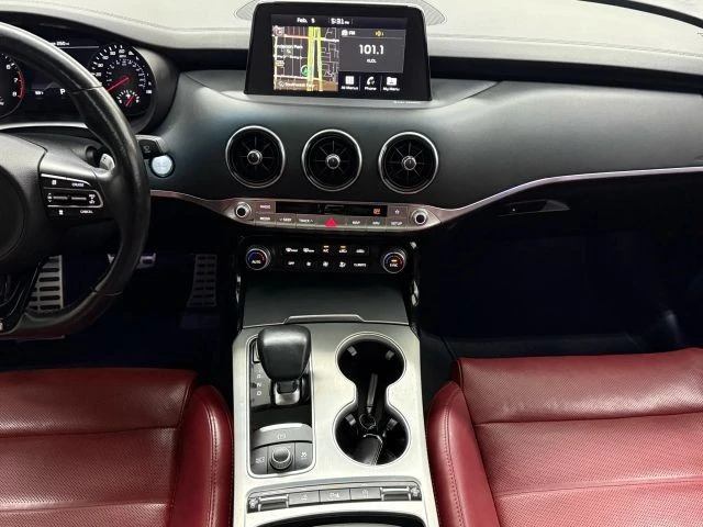 2018 Kia Stinger GT - Image 11 of 12