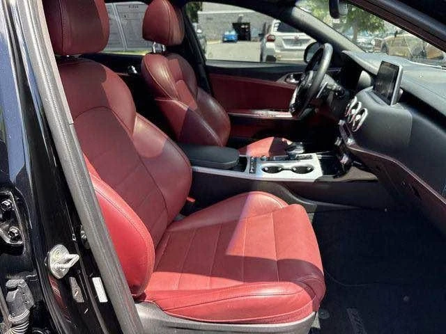 2018 Kia Stinger GT - Image 10 of 19