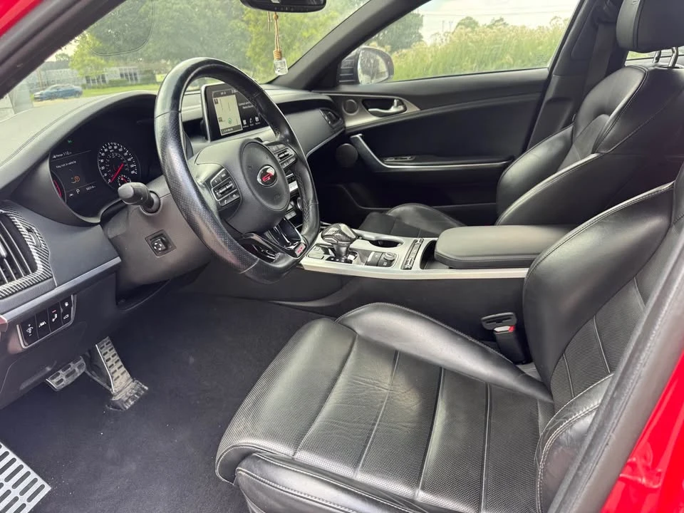 2018 Kia Stinger GT - Image 8 of 12