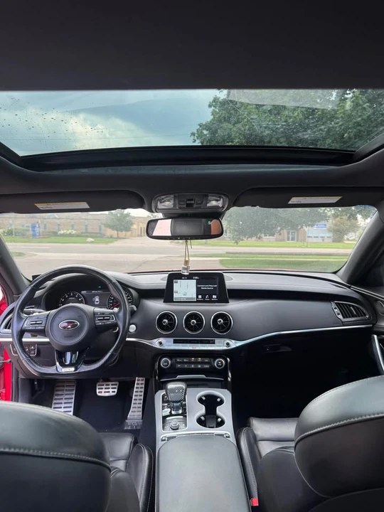 2018 Kia Stinger GT - Image 6 of 12
