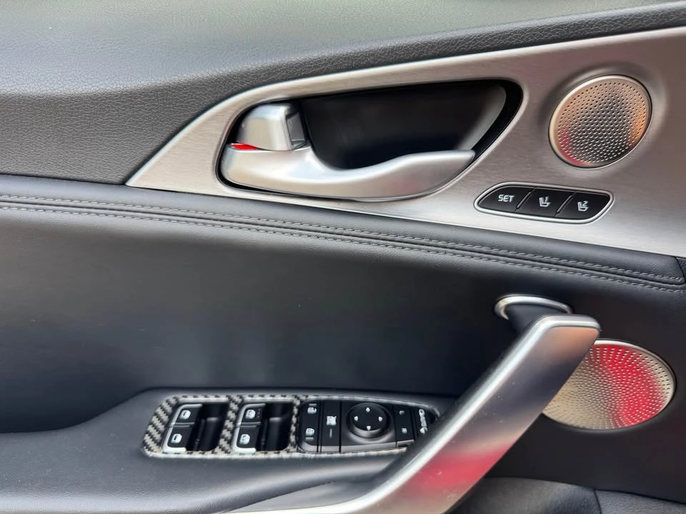 2018 Kia Stinger GT - Image 7 of 12