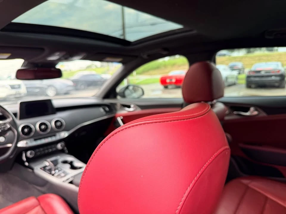 2018 Kia Stinger GT - Image 11 of 11
