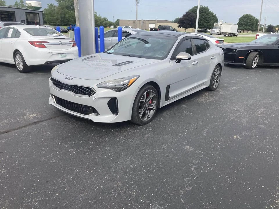 2018 Kia Stinger GT - Image 2 of 16