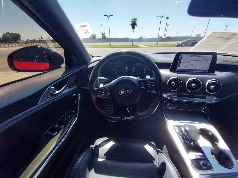 2018 Kia Stinger GT - Image 14 of 18