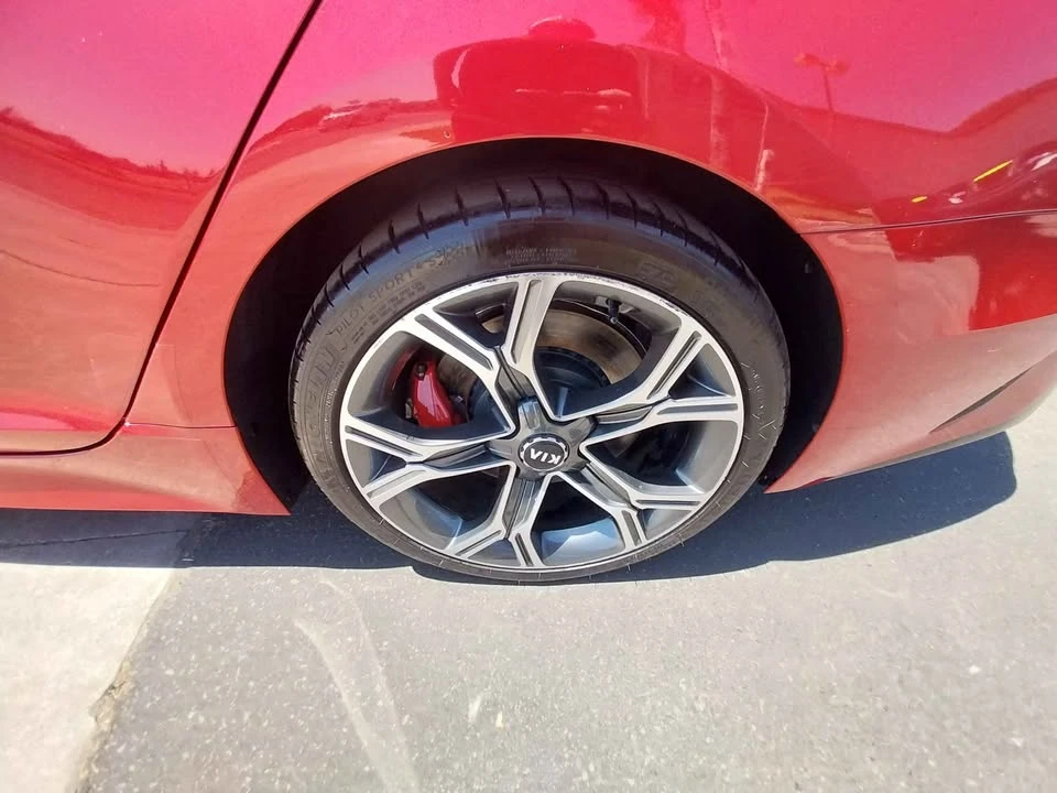 2018 Kia Stinger GT - Image 10 of 18