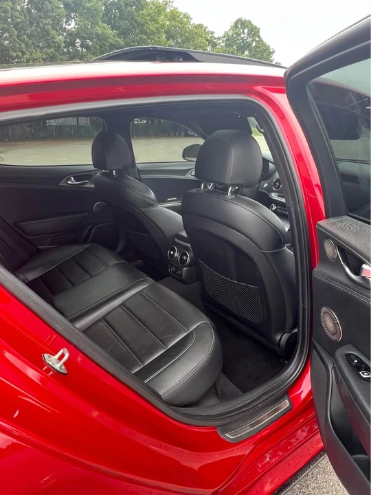 2018 Kia Stinger GT - Image 7 of 11