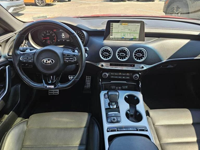 2018 Kia Stinger - Image 7 of 18