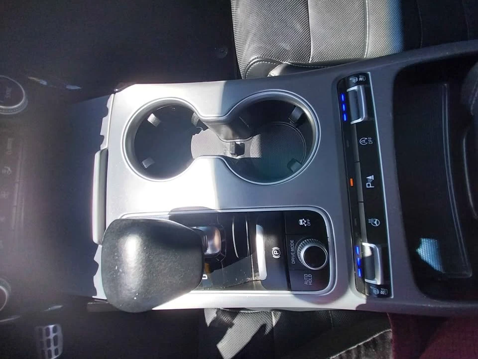 2018 Kia Stinger GT - Image 17 of 18