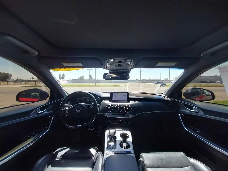 2018 Kia Stinger GT - Image 13 of 18