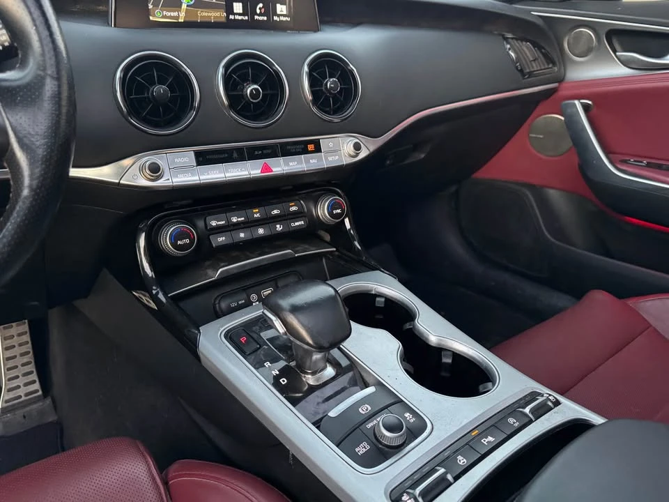 2018 Kia Stinger GT - Image 10 of 13