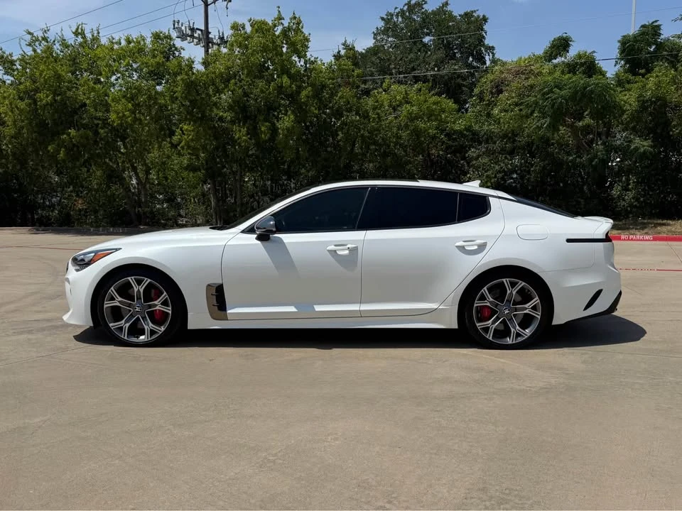 2018 Kia Stinger GT - Image 11 of 15