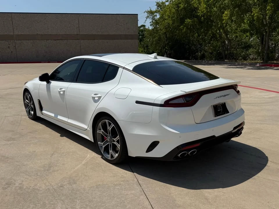 2018 Kia Stinger GT - Image 10 of 15