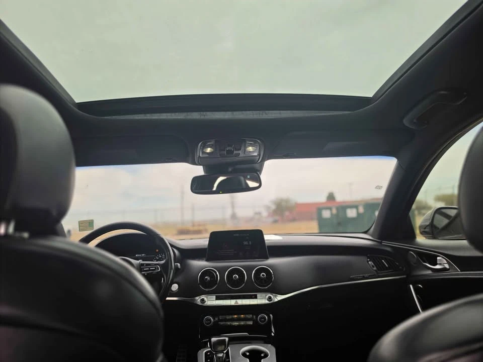 2018 Kia Stinger GT - Image 12 of 15