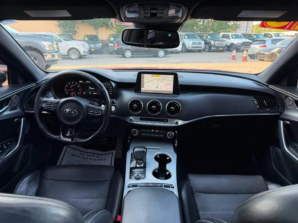 2018 Kia Stinger GT - Image 16 of 19
