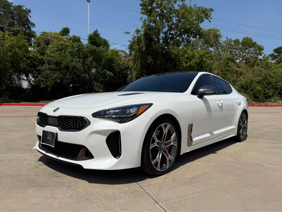 2018 Kia Stinger GT - Image 14 of 15