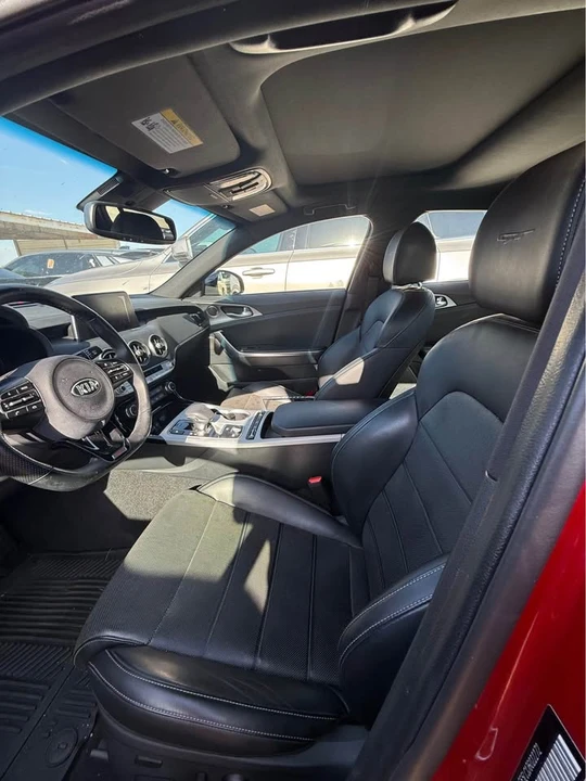 2018 Kia Stinger - Image 4 of 8