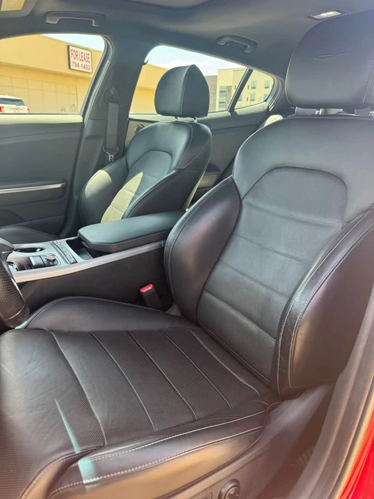 2018 Kia Stinger - Image 9 of 15