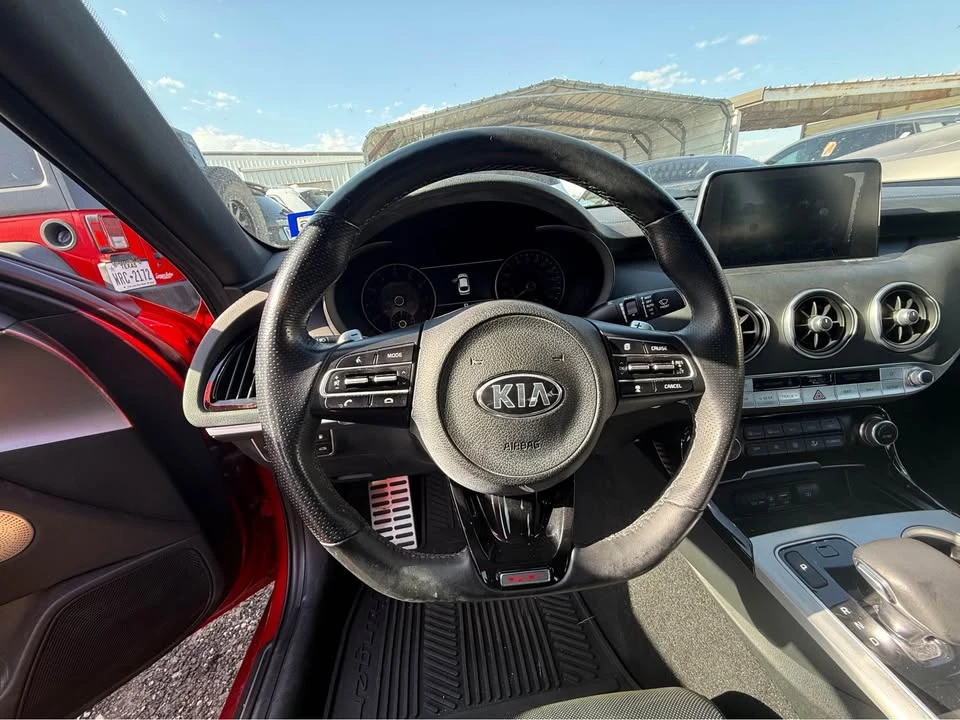 2018 Kia Stinger - Image 2 of 8