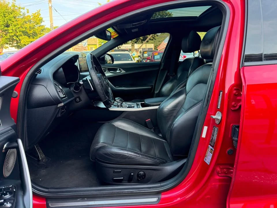 2018 Kia Stinger GT - Image 9 of 19
