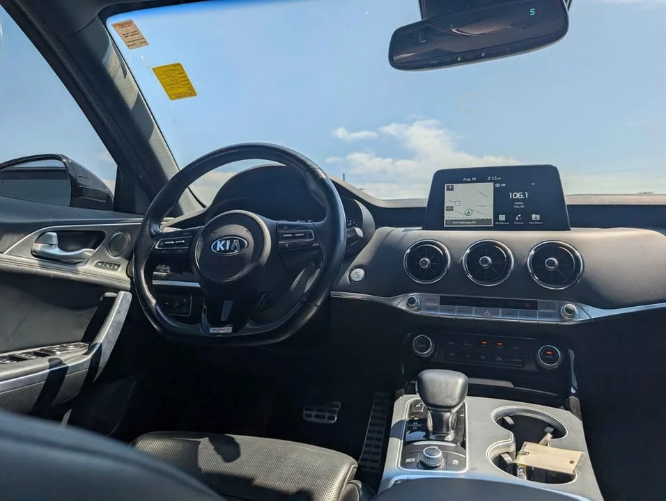 2018 Kia Stinger GT - Image 9 of 18