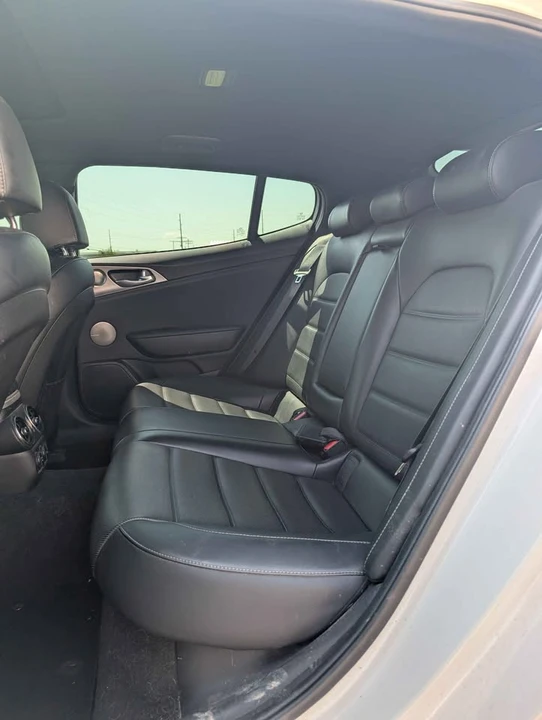 2018 Kia Stinger GT - Image 18 of 18