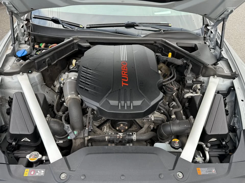 2018 Kia Stinger GT - Image 19 of 20