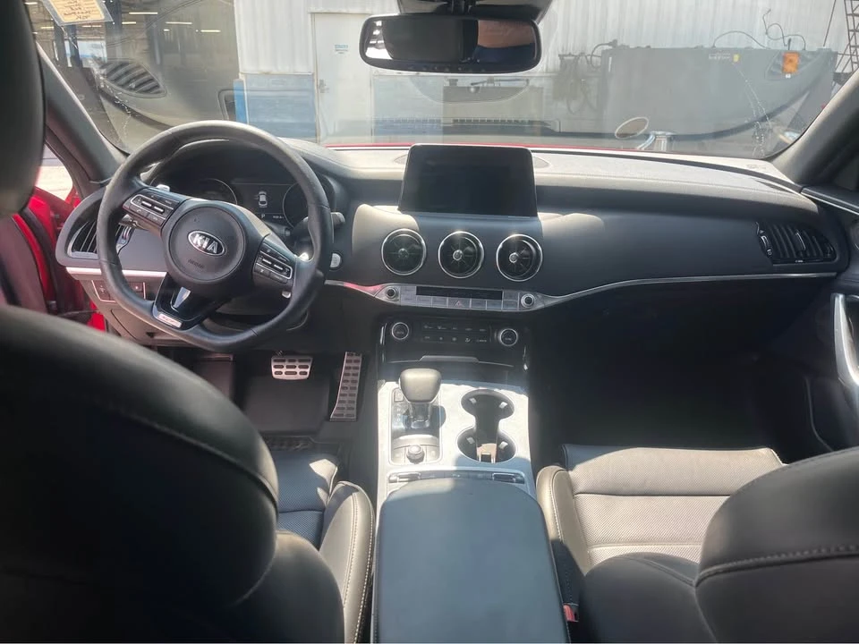 2018 Kia Stinger GT - Image 8 of 9