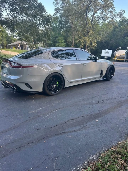 2018 Kia Stinger GT - Image 5 of 13