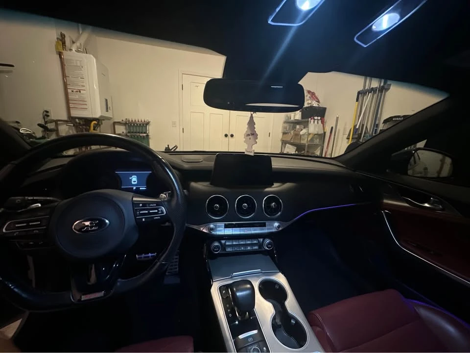 2018 Kia Stinger GT - Image 10 of 13