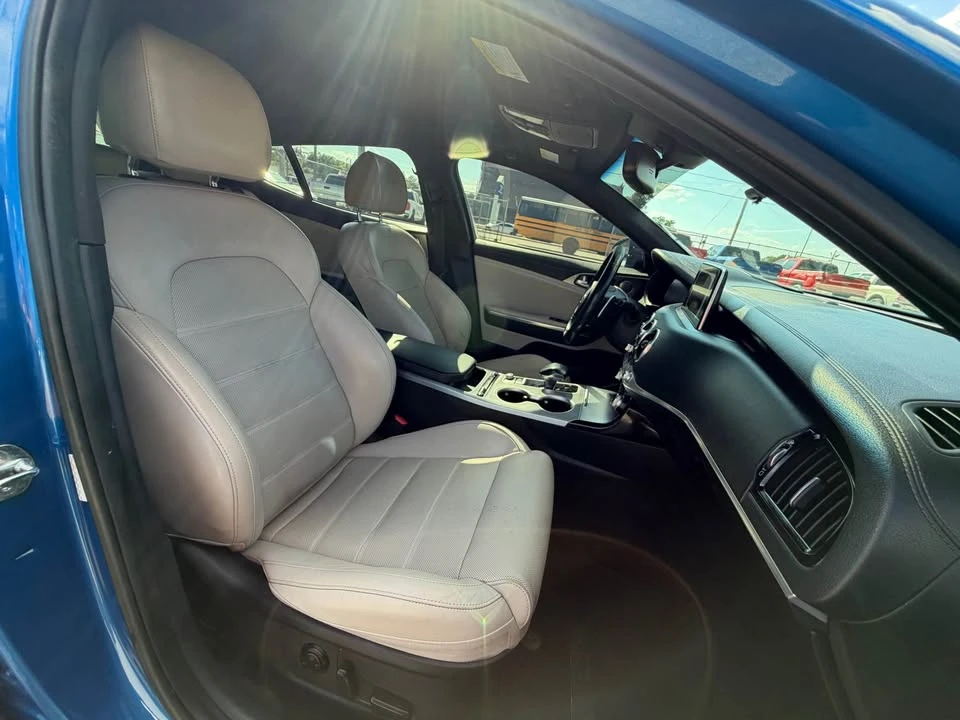 2018 Kia Stinger GT - Image 19 of 20