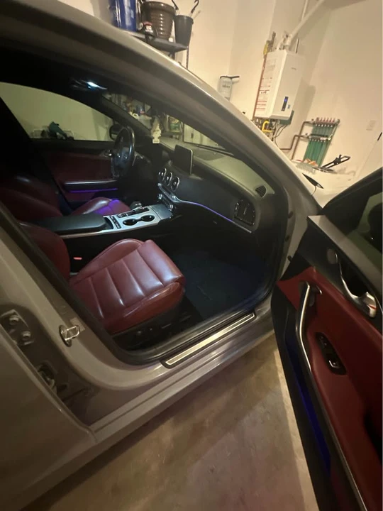 2018 Kia Stinger GT - Image 8 of 13