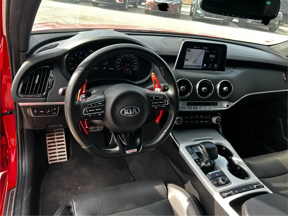 2018 Kia Stinger GT - Image 9 of 10
