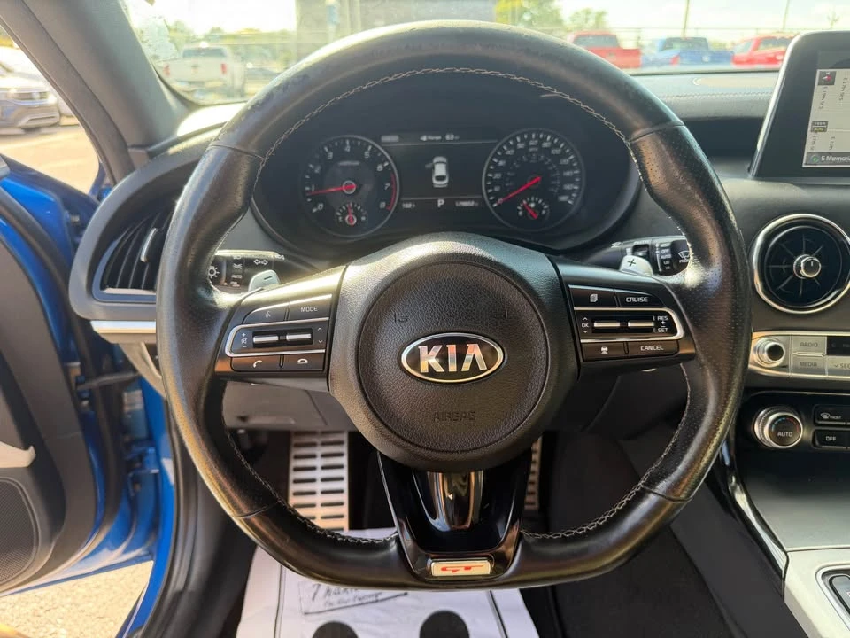 2018 Kia Stinger GT - Image 11 of 20