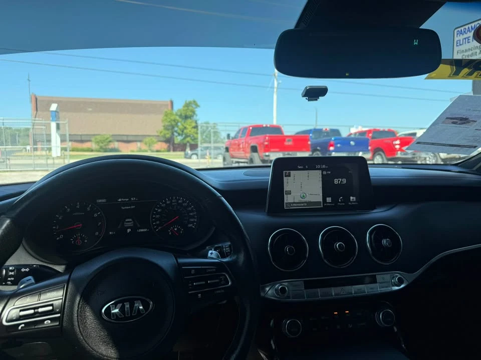 2018 Kia Stinger GT - Image 14 of 15