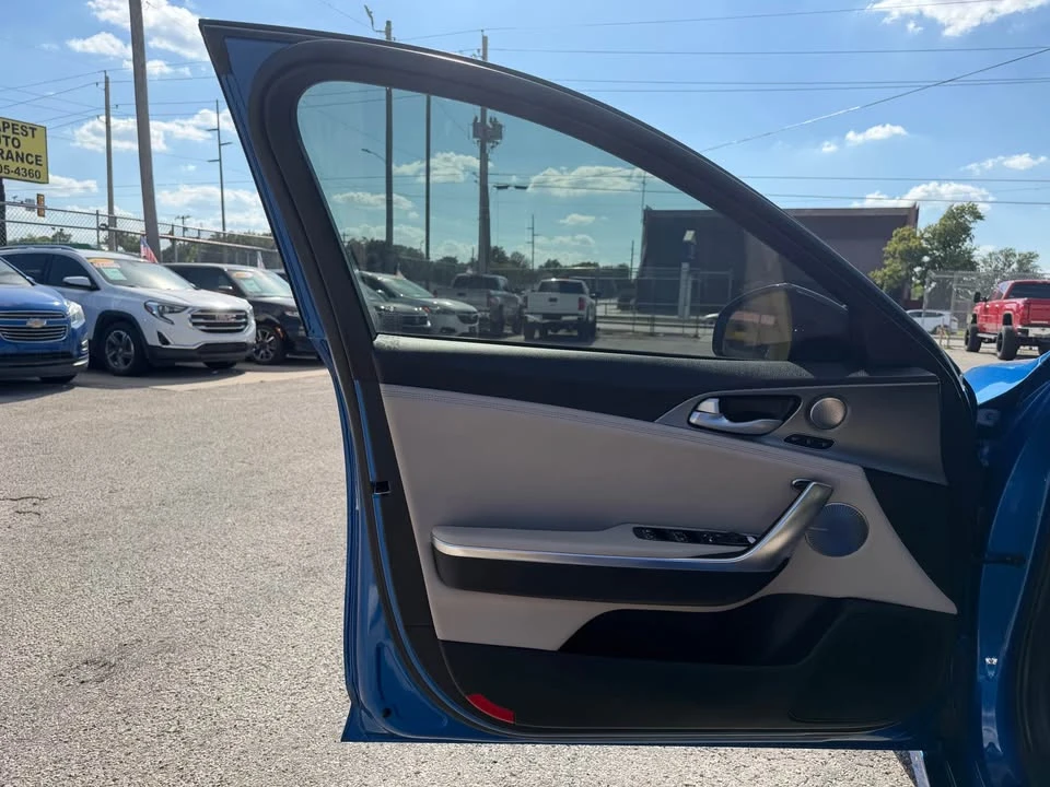 2018 Kia Stinger GT - Image 8 of 20