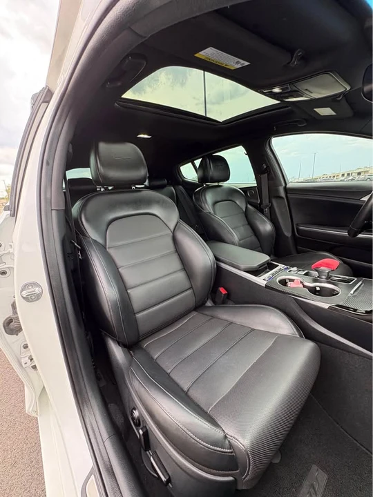 2018 Kia Stinger GT - Image 12 of 18