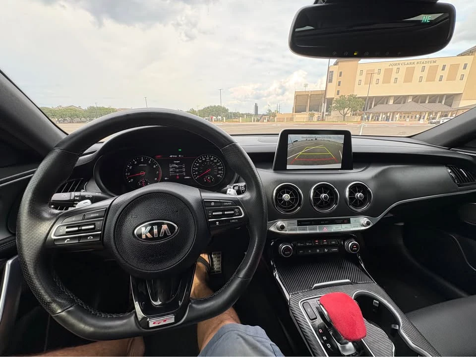 2018 Kia Stinger GT - Image 15 of 18