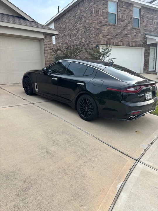2018 Kia Stinger - Image 2 of 2