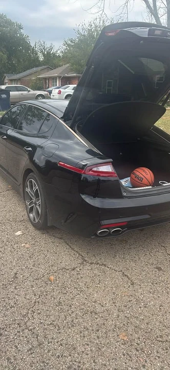 2018 Kia Stinger GT - Image 12 of 14