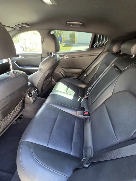2018 Kia Stinger GT - Image 8 of 15