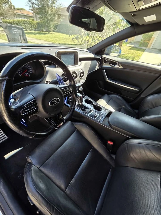 2018 Kia Stinger GT - Image 12 of 15