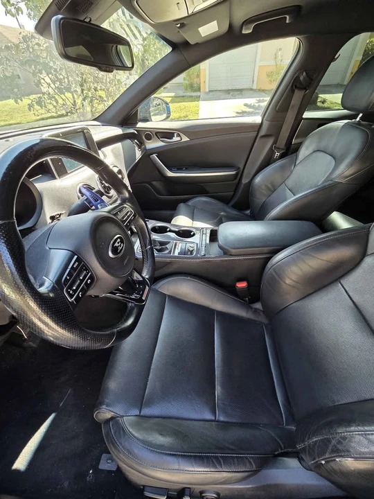 2018 Kia Stinger GT - Image 11 of 15