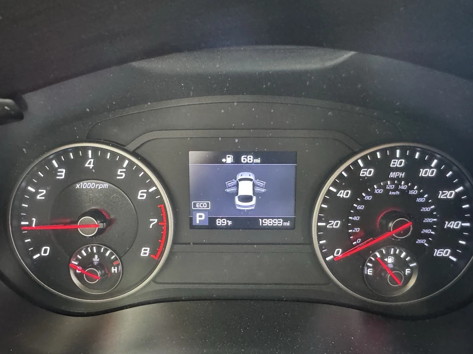 2018 Kia Stinger - Image 17 of 19