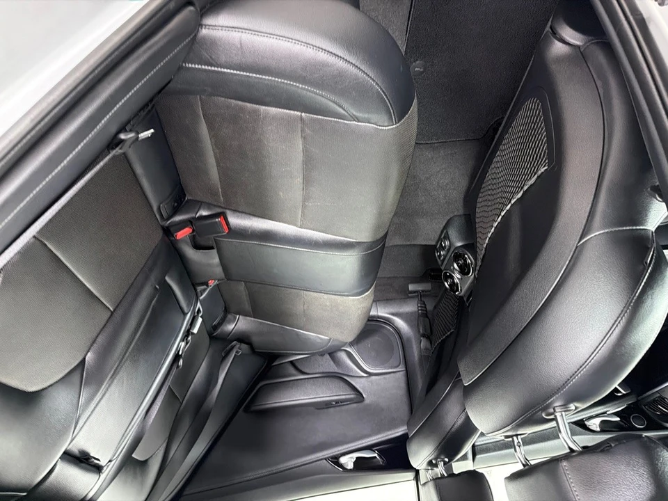 2018 Kia Stinger - Image 20 of 21