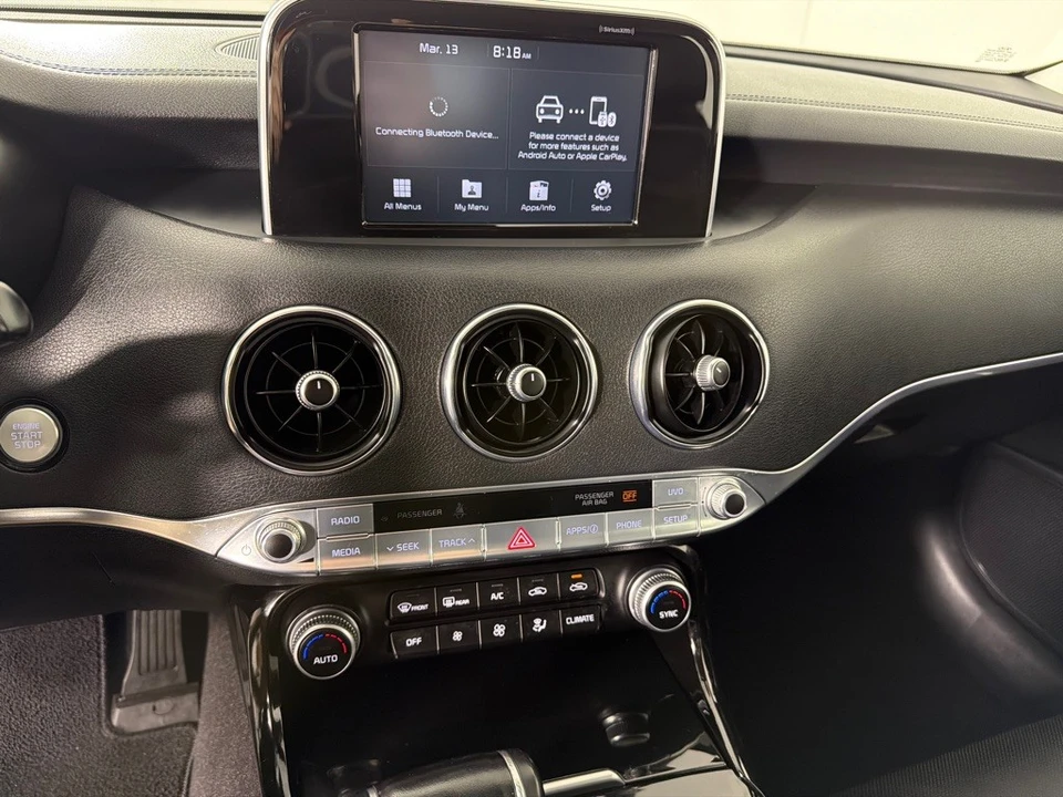 2018 Kia Stinger - Image 17 of 21