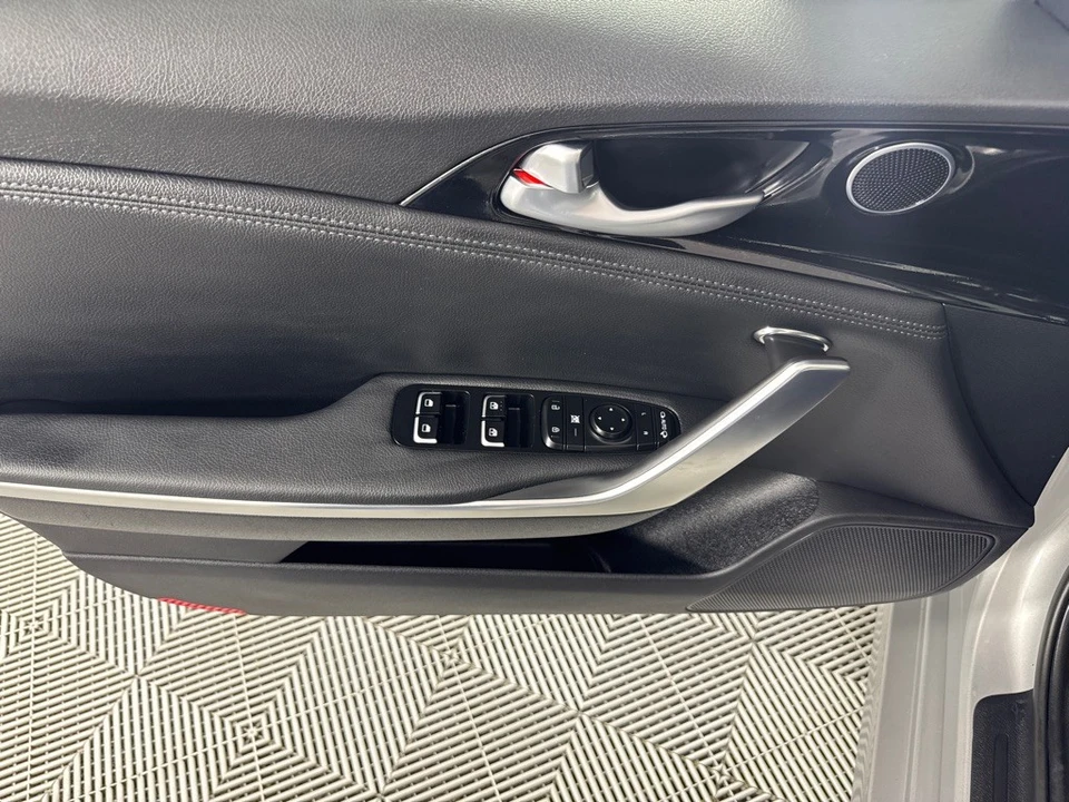 2018 Kia Stinger - Image 12 of 12