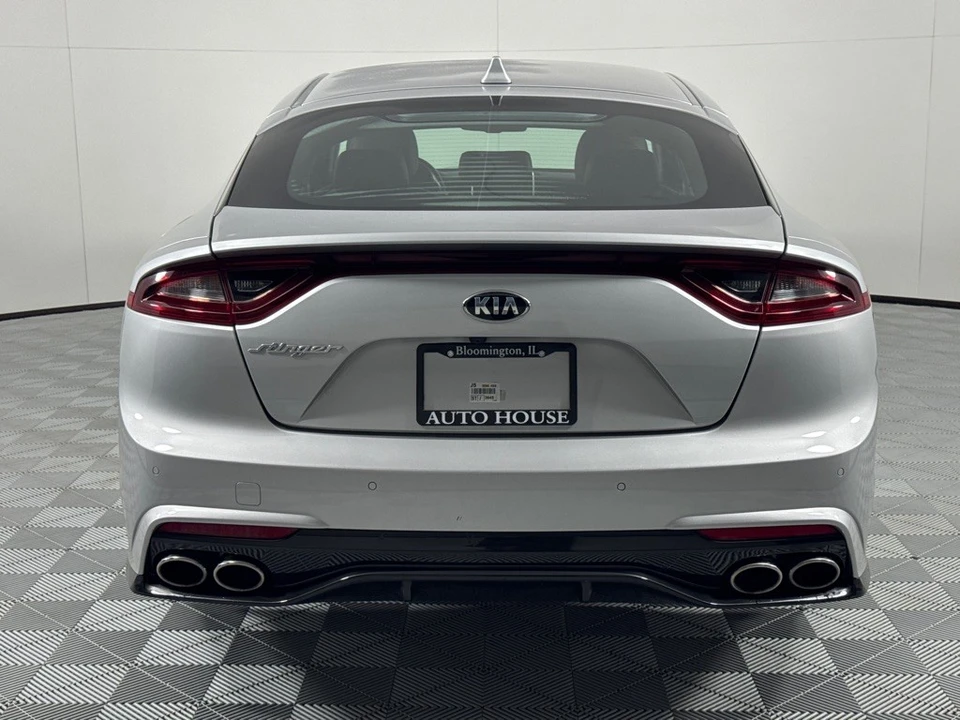 2018 Kia Stinger - Image 6 of 12