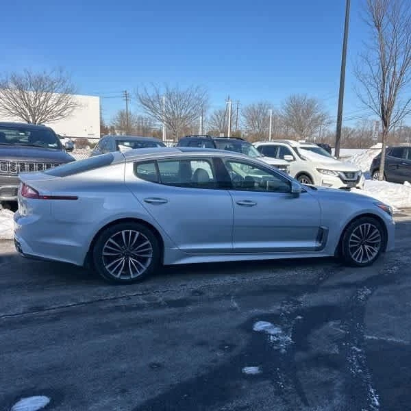 2018 Kia Stinger - Image 3 of 8
