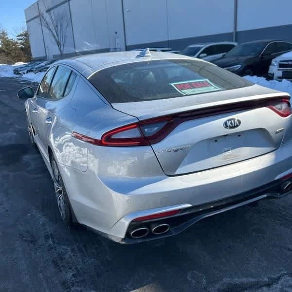 2018 Kia Stinger - Image 2 of 8